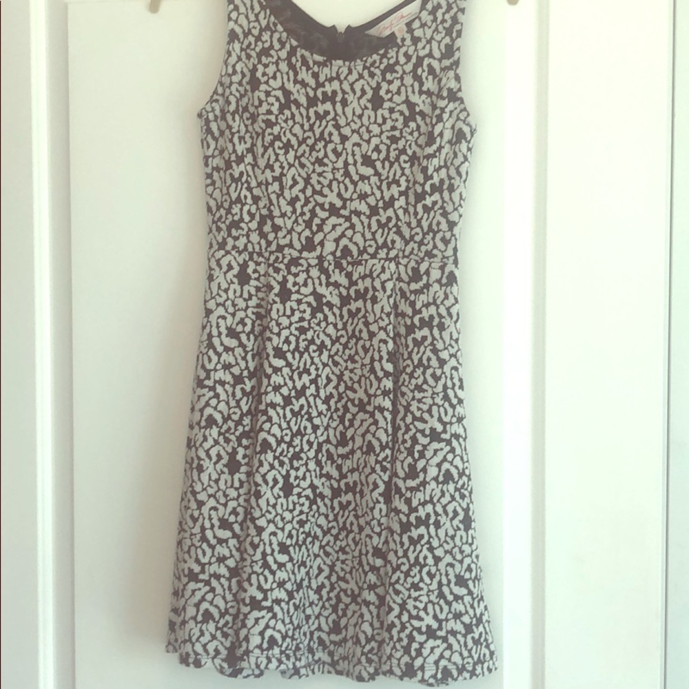 Marilyn Monroe black and white dress